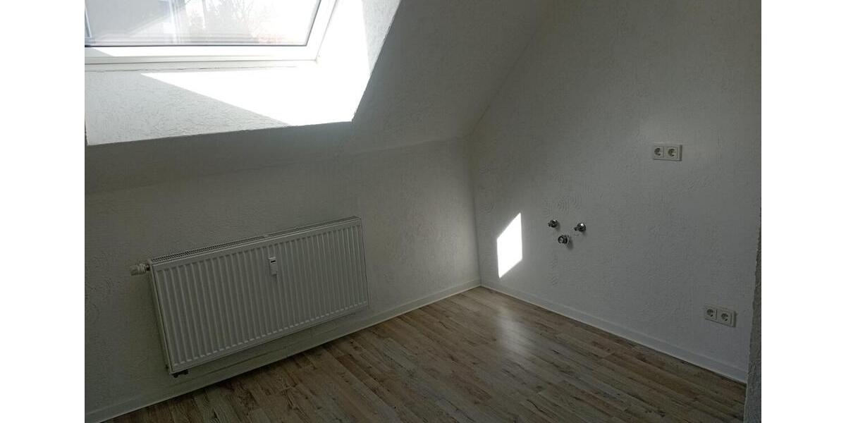 Dachgeschoßwohnung Illingen - 1 Zimmer, 40 m&sup2;, 530&euro; | Angebot:26113527