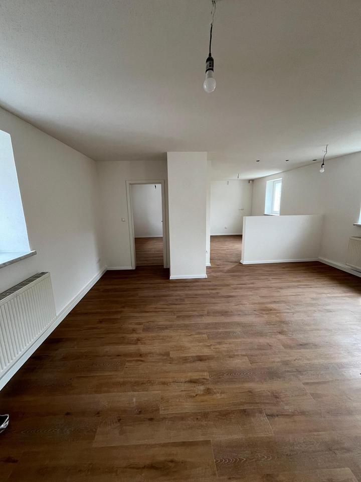 Geräumige 4 Zimmer Wohnung in Waldsassen zu vermieten.