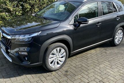 Suzuki (SX4) S-Cross 2.000 km 28.990 &euro; Wiehl-Bomig 51674