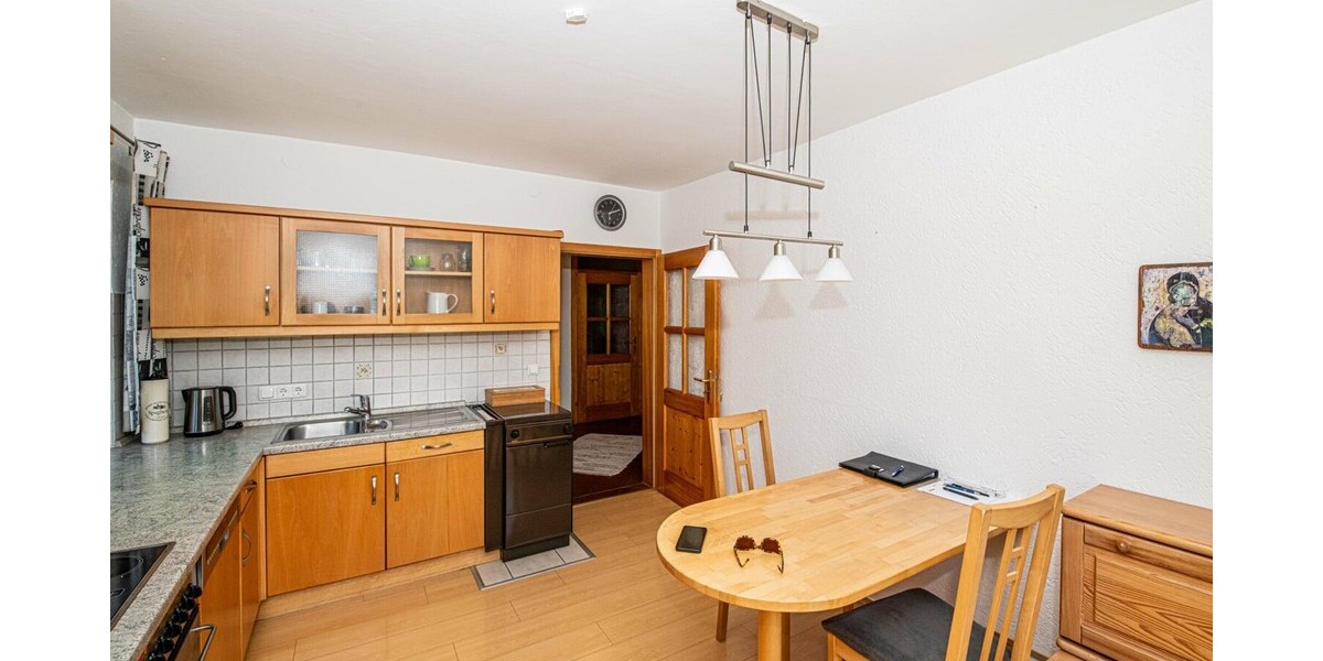 Top gepflegtes Ein- bis Zweifamilienhaus im Landhausstil in absolut ruhiger Lage - Einfamilienhaus Willmering / Geigen Geigen | Angebot:24605759