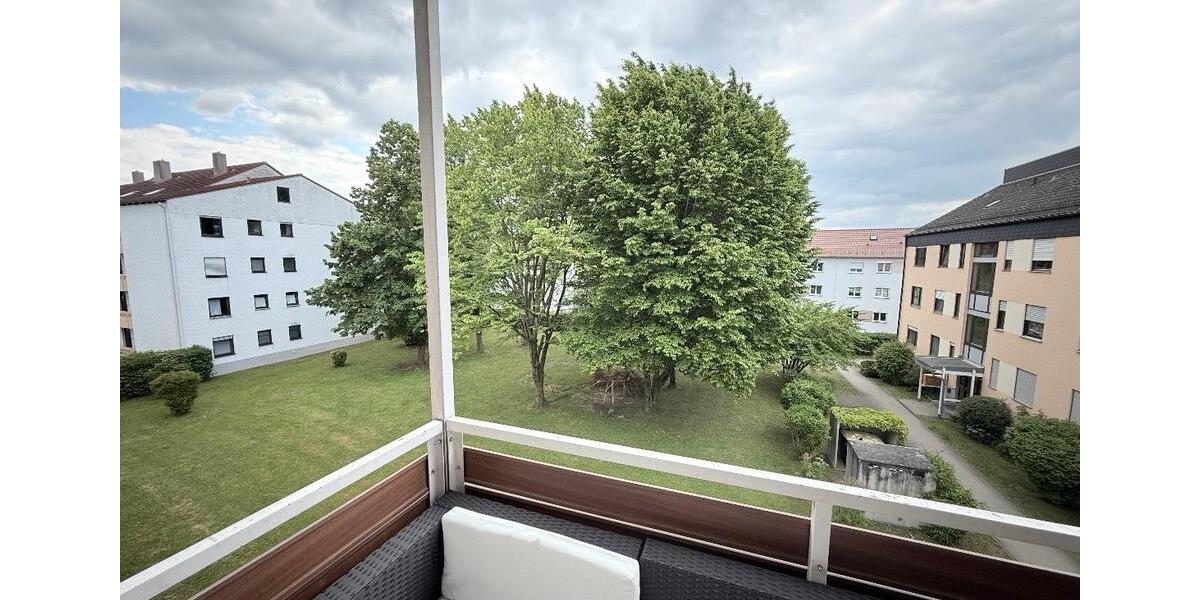 Etagenwohnung Stadtbergen - 3 Zimmer, 90 m&sup2;, 395.000&euro; | Angebot:26103984