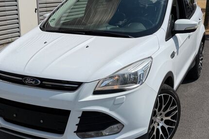 Ford Kuga 210.600 km 6.799 &euro; Frankfurt am Main 65933