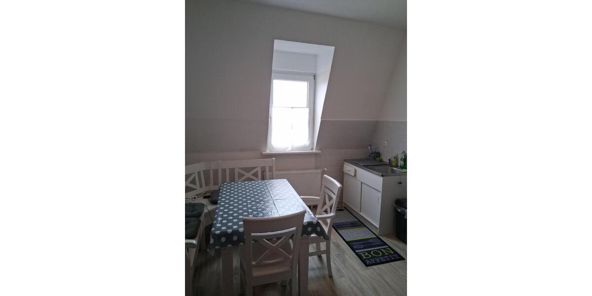 Dachgeschoßwohnung Wilhelmshaven - 3 Zimmer, 62 m&sup2;, 78.000&euro; | Angebot:26931660