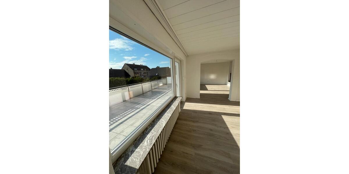 Helle 4-Zi-Wohnung mit 30qm Dachterrasse in Bünde 4 zimmer