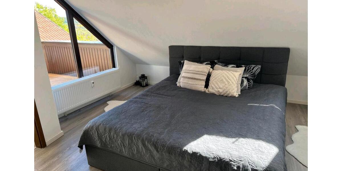 Dachgeschoßwohnung Waldachtal - 2 Zimmer, 65 m&sup2;, 850&euro; | Angebot:26408598