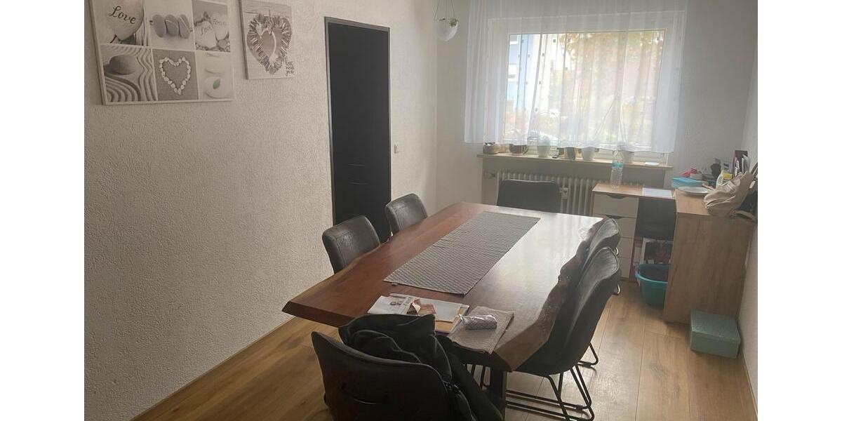 Erdgeschoßwohnung Roding - 4 Zimmer, 102 m&sup2;, 260.000&euro; | Angebot:27297062