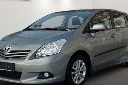 Toyota Verso 86.411 km 7.699 € Berlin 12681