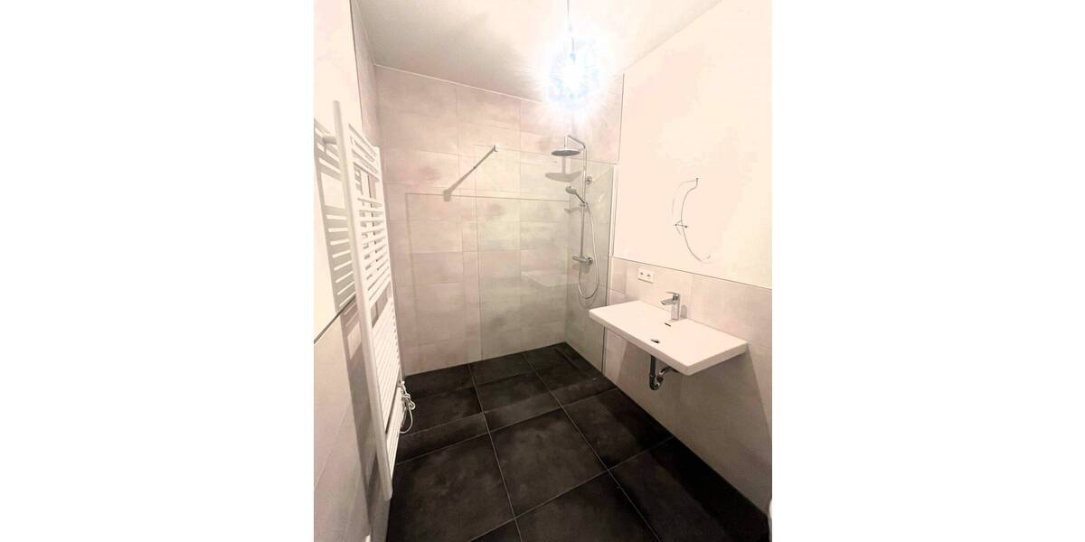 Etagenwohnung Schlitz - 5 Zimmer, 26 m&sup2;, 500&euro; | Angebot:26127429