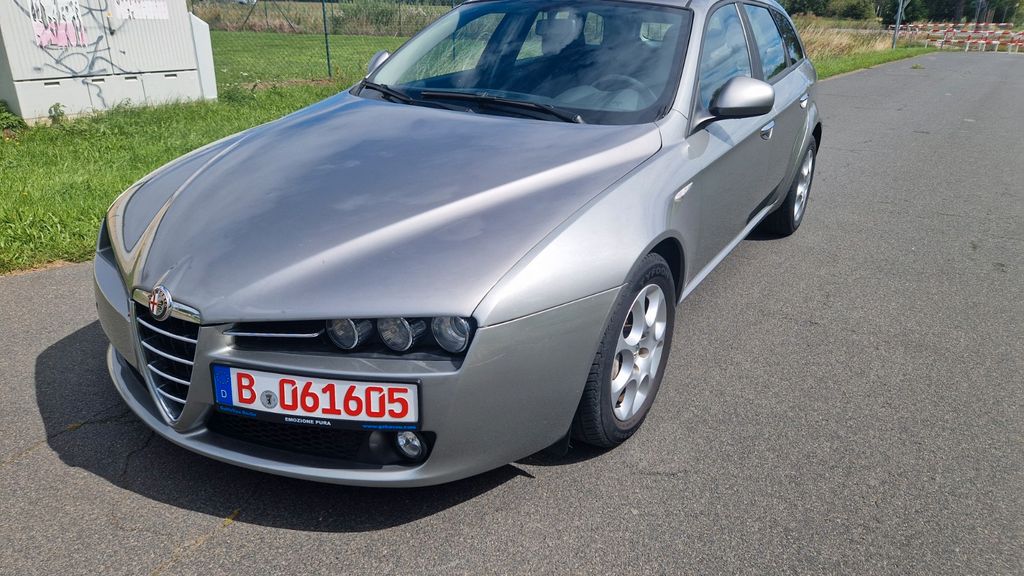 Alfa Romeo 159 229.106 km 4.990 &euro; Berlin 14050