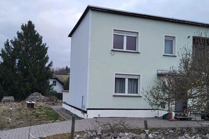 Haus Eisfeld - 6 Zimmer, 110 m&sup2;, 89.000&euro; | Angebot:25650212