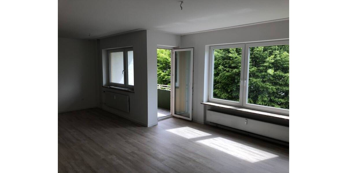 Etagenwohnung Preetz - 2 Zimmer, 74 m&sup2;, 650&euro; | Angebot:26220016