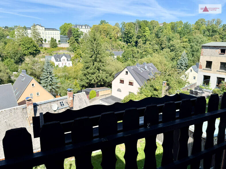 Reihenmittelhaus Zschopau - 9 Zimmer, 210 m&sup2;, 69.000&euro; | Angebot:22452439