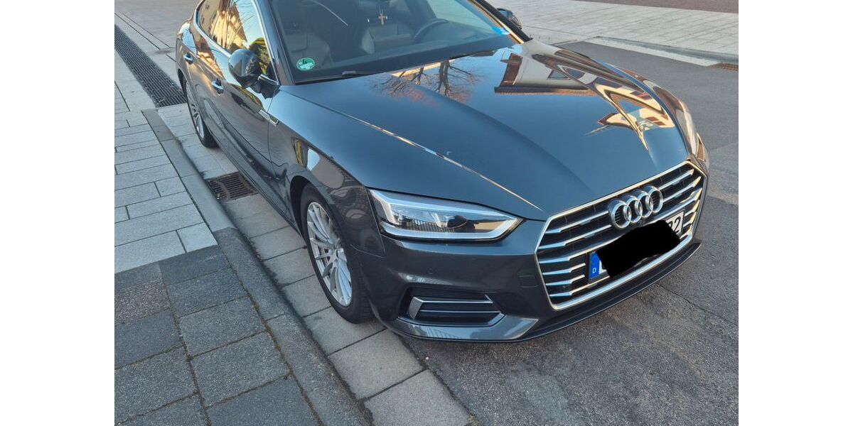 Audi A5 128.000 km 22.999 &euro; Rodgau 63110