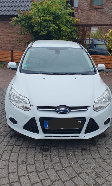Ford Focus 262.200 km 3.200 € Schermbeck 46514