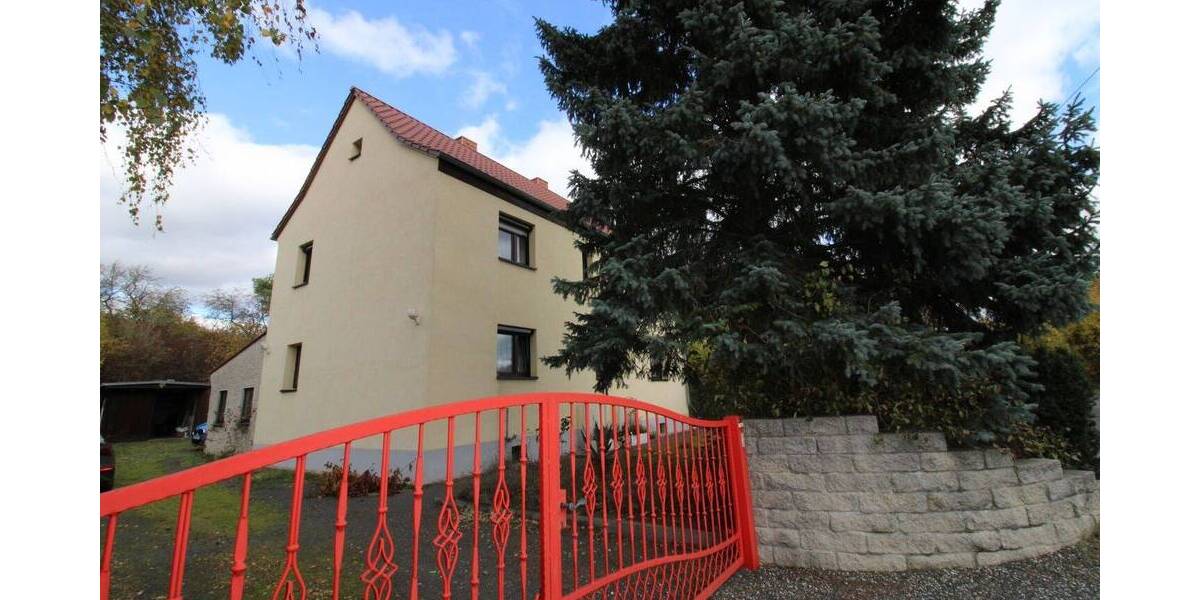 Einfamilienhaus Pößneck Pößneck,Stadt - 7 Zimmer, 140 m&sup2;, 160.000&euro; | Angebot:25802328