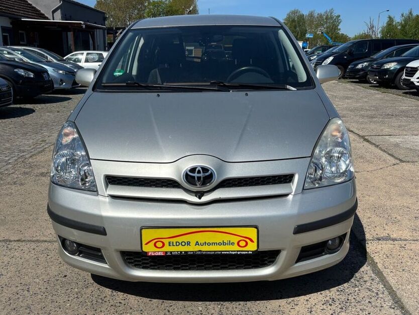 Corolla Verso