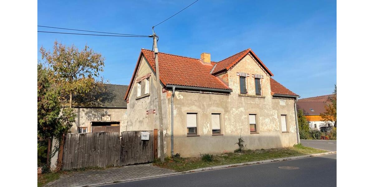 HAUS MIT SCHEUNE südlich von BERLIN 4 zimmer