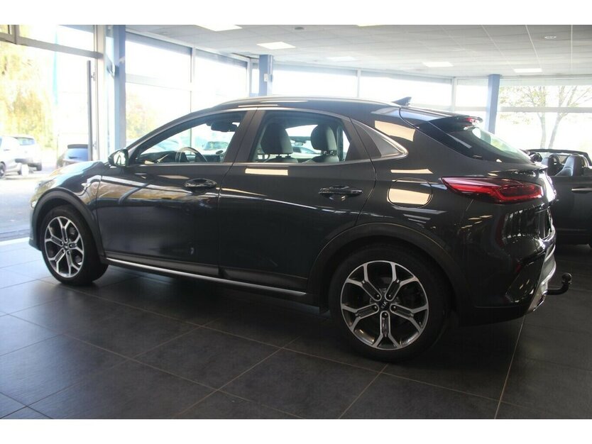 Kia XCeed 1.6 CRDi Eco-Dynamics 48V Mild Hybrid Platin 71.010 km 17.980 € Euskirchen 53881