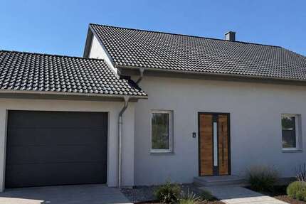 Haus Unterdeufstetten Unterdeufstetten - 7 Zimmer, 220 m&sup2;, 599.000&euro; | Angebot:27223627
