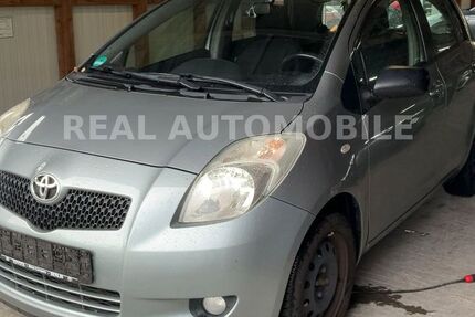 Toyota Yaris 147.000 km 4.999 &euro; Frankfurt am Main 65933