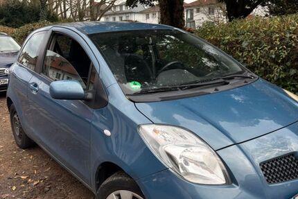 Toyota Yaris 199.500 km 1.750 € Offenbach 63071