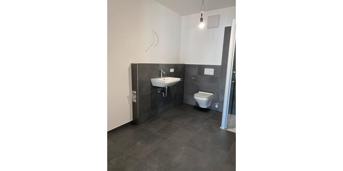 Etagenwohnung Hargesheim - 2 Zimmer, 81 m&sup2;, 1.100&euro; | Angebot:21638967