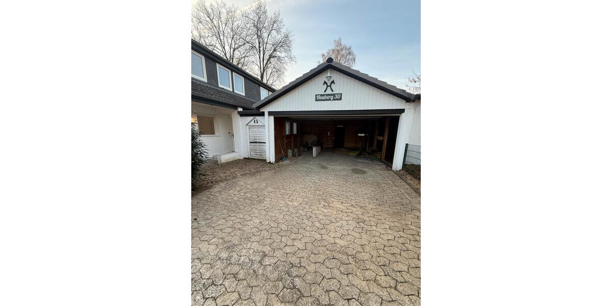 Einfamilienhaus Schneverdingen - 4 Zimmer, 132 m&sup2;, 1.600&euro; | Angebot:24745988