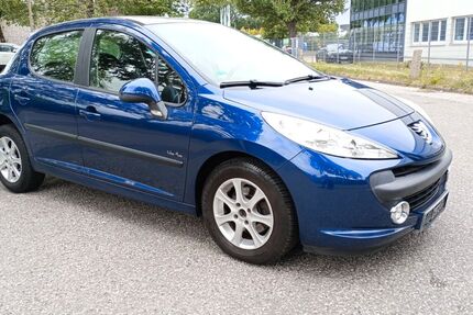 Peugeot 207 230.000 km 1.099 &euro; Bargteheide bei Hamburg 22941