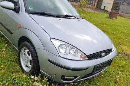 Ford Focus 50.780 km 2.450 &euro; Gößnitz 04639