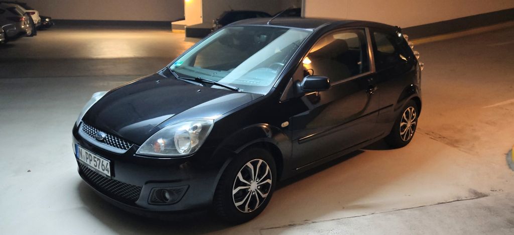 Ford Fiesta 155.400 km 2.350 &euro; Nürnberg 90491
