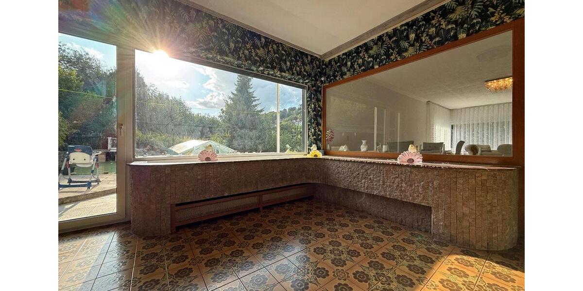 Einfamilienhaus Beverungen - 15 Zimmer, 403 m&sup2;, 379.000&euro; | Angebot:27019255