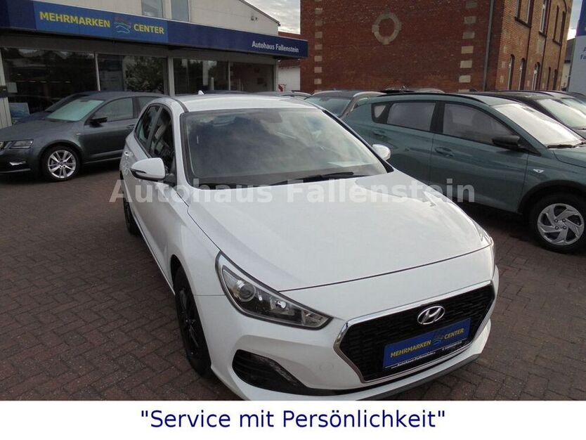 i30