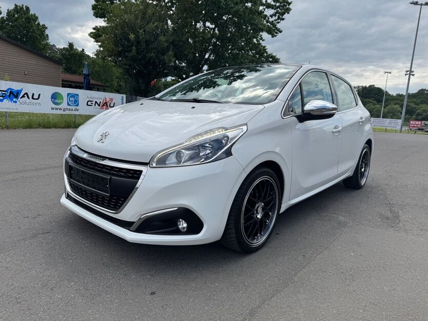 Peugeot 208 93.977 km 8.900 € Cölbe 35091