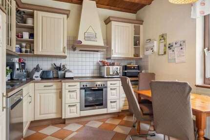 Haus zum Kaufen in Blumberg 269.000 € 113 m² 5 zimmer