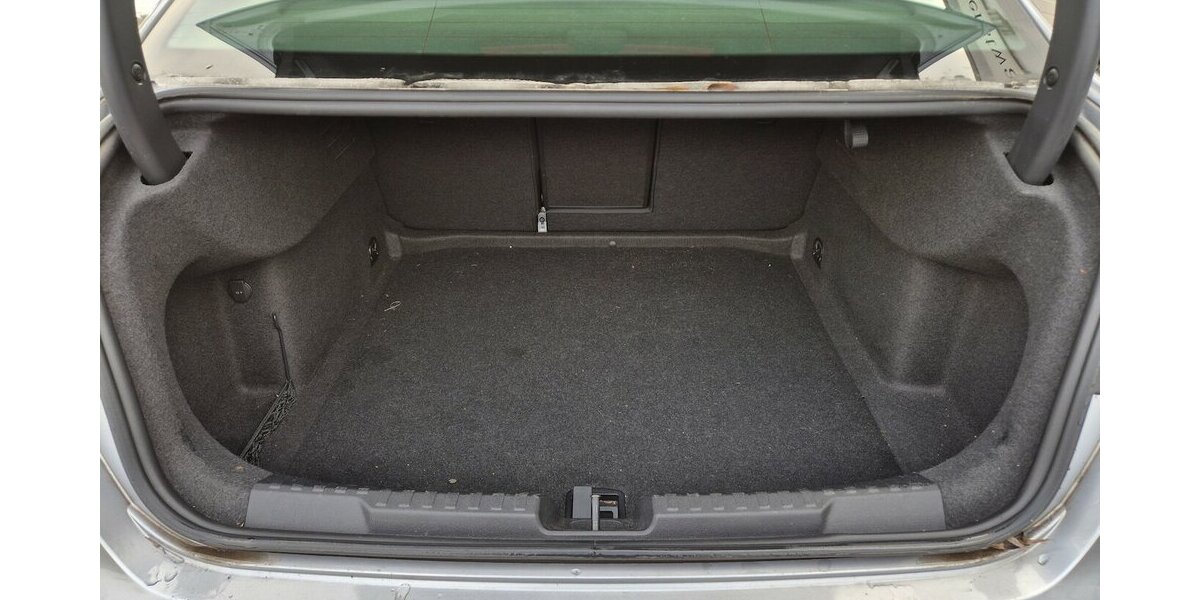 Audi A3 35 TDI advanced Rückfahrkamera, Virtual Cockpit 106.600 km 17.990 &euro; Rodgau 63110