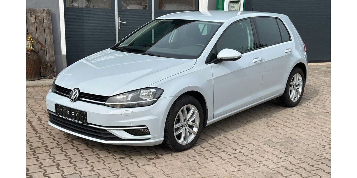 VW Golf 82.500 km 14.490 &euro; Ahorntal 95491