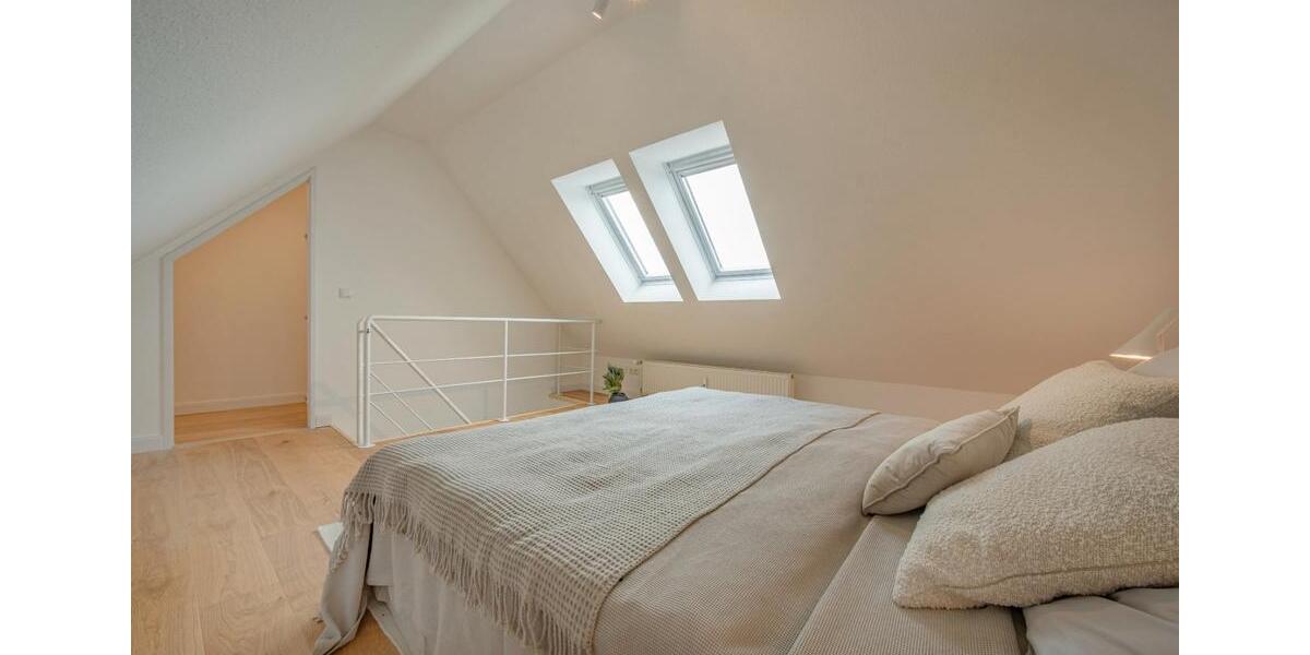 Dachgeschoßwohnung Hamburg Alsterdorf - 2 Zimmer, 56 m&sup2;, 365.000&euro; | Angebot:27147275