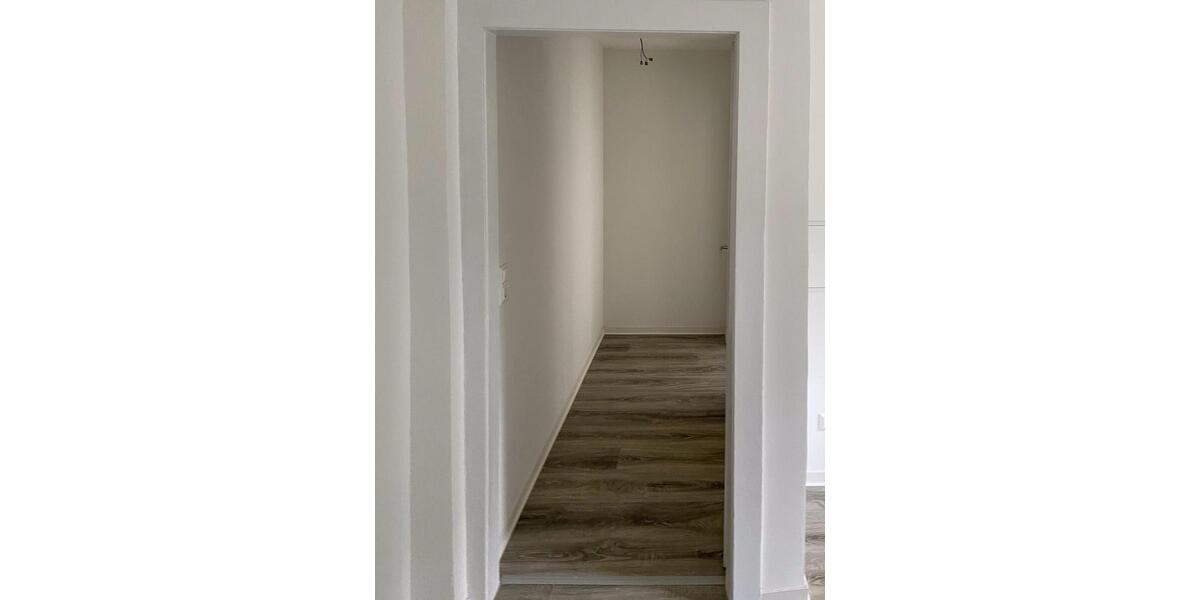 Helle 3-Zimmer-Dachgeschosswohnung mit Sichtbalken in Chemnitz-Hilbersdorf! 3 zimmer