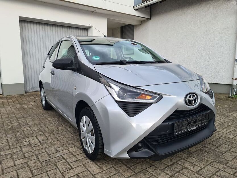 Aygo (X)