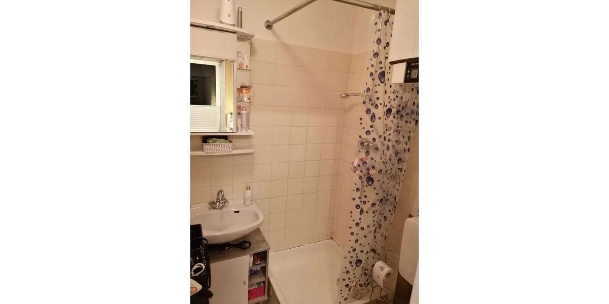 Etagenwohnung Jever - 1 Zimmer, 26 m&sup2;, 270&euro; | Angebot:26296840