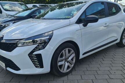 Renault Clio 14.150 km 16.997 &euro; Berlin 10829