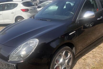 Alfa Romeo Giulietta 197.000 km 4.990 € Hanau 63452