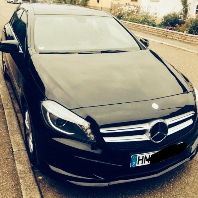 Mercedes-Benz A 180 76.231 km 16.500 € Offenau 74254