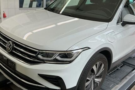 VW Tiguan 55.500 km 26.480 &euro; Zimmern ob Rottweil 78658