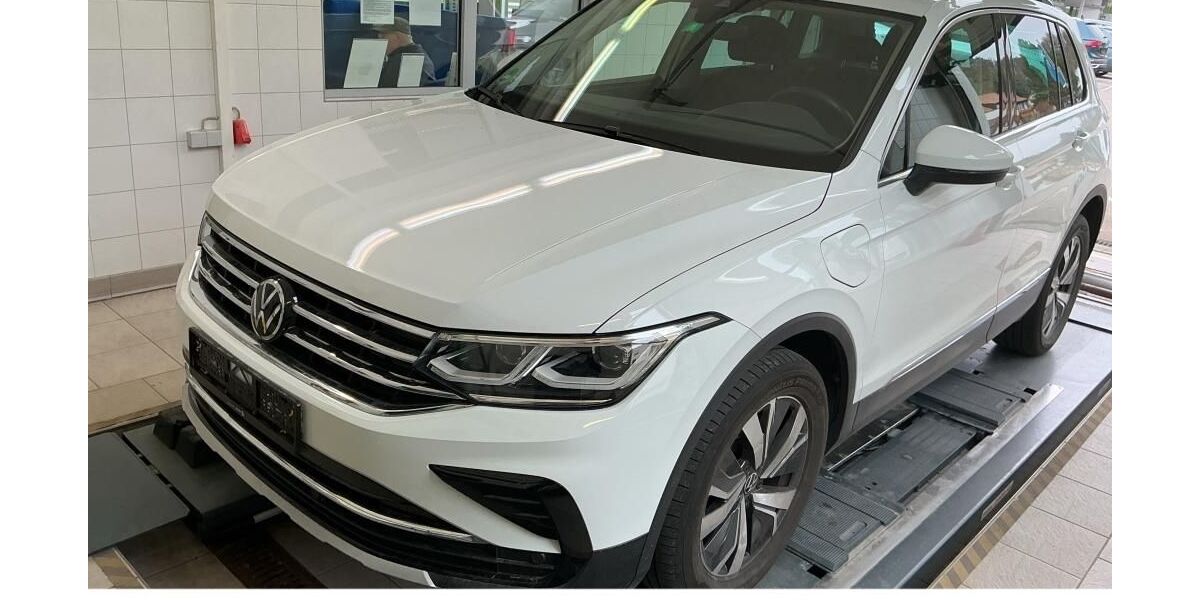 VW Tiguan 55.500 km 26.480 &euro; Zimmern ob Rottweil 78658