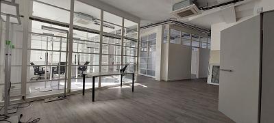 EXKLUSIVES UND FORTSCHRITTLICHES ARBEITEN
