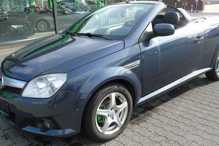 Opel Tigra 130.000 km 2.900 &euro; Ransbach-Baumbach 56235