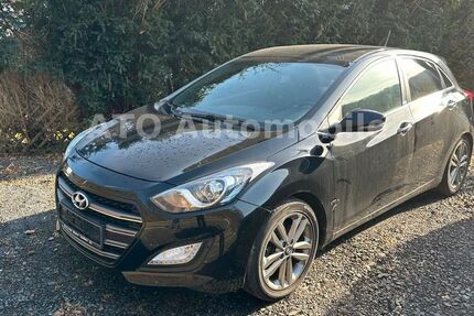 Hyundai i30 240.000 km 6.599 &euro; Daaden 57567