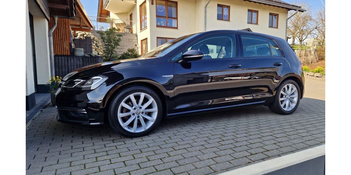 VW Golf 71.000 km 16.650 &euro; Oberraden 56587