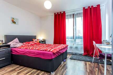 Zimmer Frankfurt Sachsenhausen Süd - 9 Zimmer, 630&euro; | Angebot:26701269